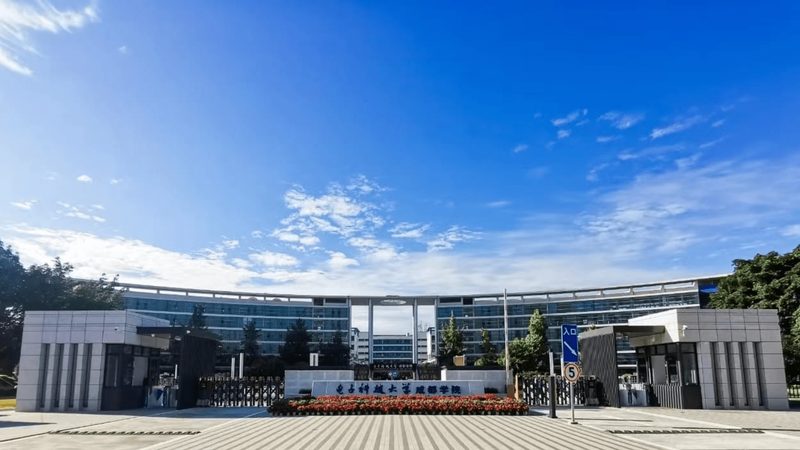 成都连接器选购：关键参数与选型逻辑揭秘